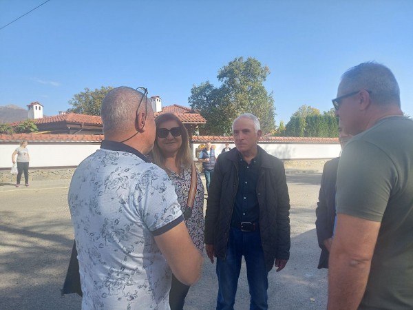 Д-р Колев, №1: Съборите по селата популяризират българския дух и традиции. Важно е да  подкрепяме населените места / Новини от Казанлък