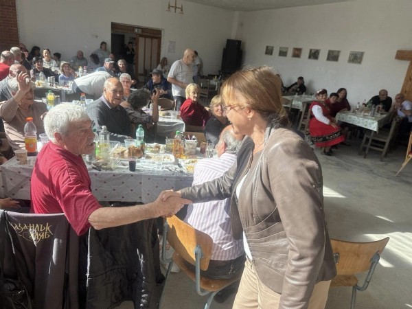 Средногорово празнува!