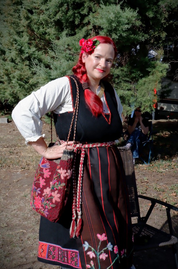 Стотици хора посетиха осмото издание на Националния фестивал на ореха в Голямо Дряново