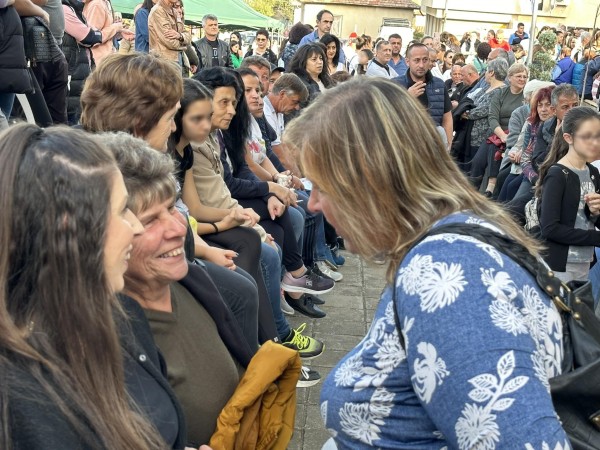 Зина Трифонова (с. Копринка): Делата ми ще покажат дали съм достойна да бъда Ваш кмет!