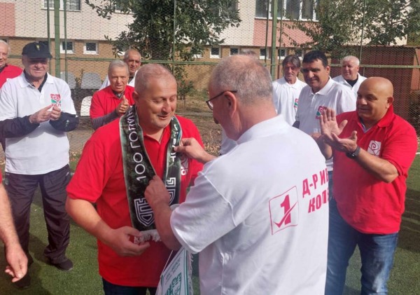 Д-р Колев, №1 събра футболната слава на областта за първи път