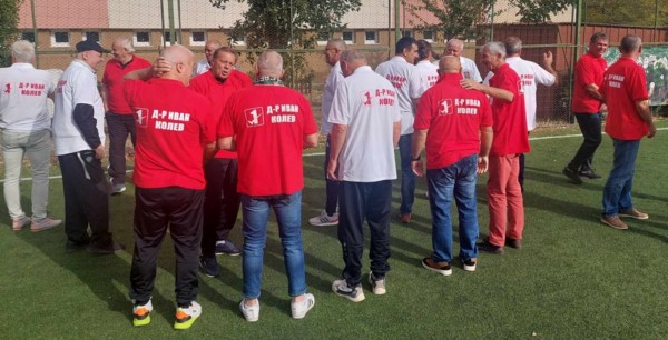 Д-р Колев, №1 събра футболната слава на областта за първи път