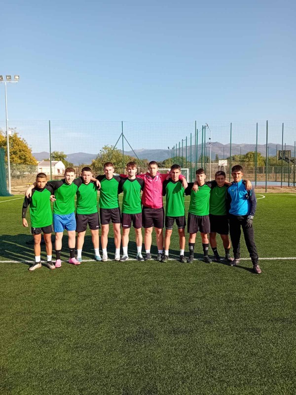 Напрегнат финал за 8-10 клас в Общинското първенство по футбол: ППМГ ,,Никола Обрешков“ победиха с гол в последната минута