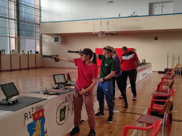 Над 100 участници събра Държавния турнир по спортна стрелба в Казанлък 