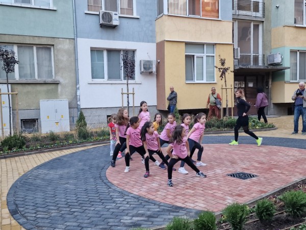 Ларгото в Казанлък бе открито по вода 