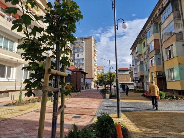 Ларгото в Казанлък бе открито по вода 