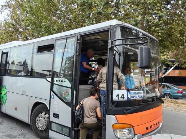 Василка Манова и Тотка Иванова свършиха работата на кмета на Ръжена