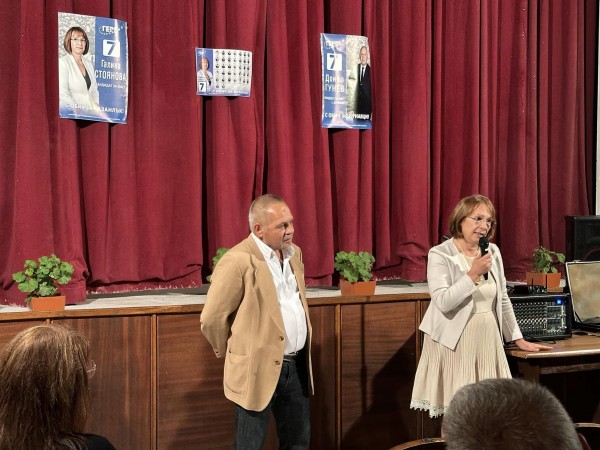 Църквата в Дунавци получи подарък за зимата от кандидат-кмета Дончо Гунев