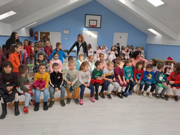 ОУ „Мати Болгария“ отбеляза своя патронен празник с множество конкурси, състезания и инициативи през цялата седмица 