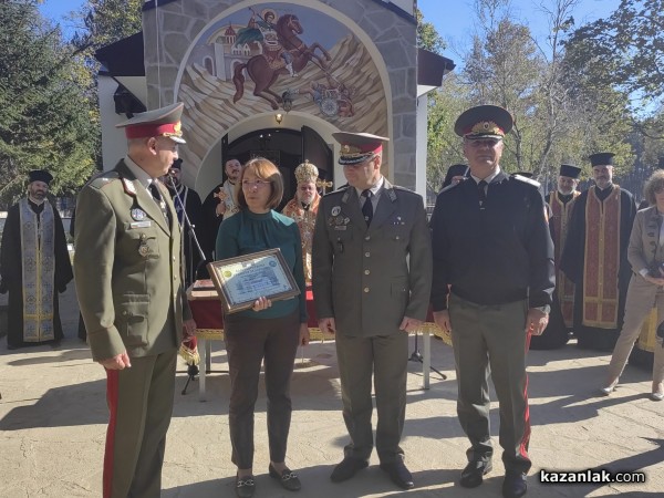 Новият православен параклис „Свети Димитър Солунски Чудотворец” беше осветен в 61 механизирана бригада