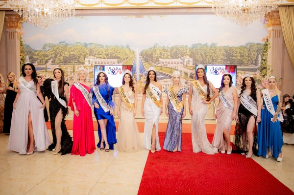 Казанлъчанката Станислава Мутова стана втора подгласничка в конкурса “Мисис България“ 2023