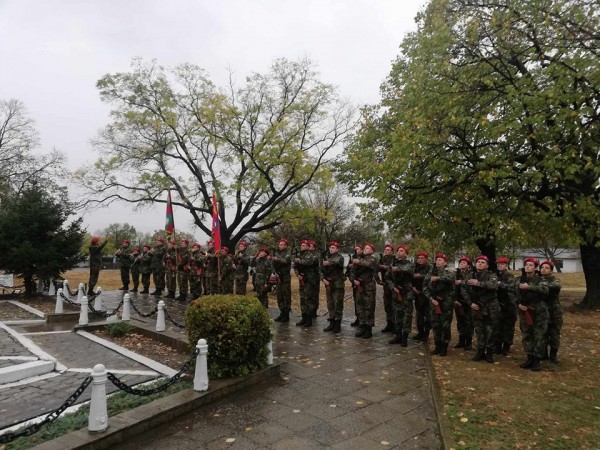 Заупокойна панихида беше отслужена по повод Архангелова задушница в казанлъшкото военно формирование 