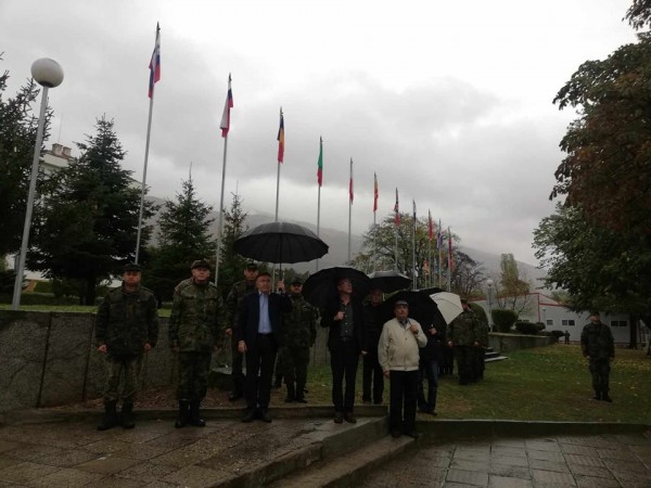 Заупокойна панихида беше отслужена по повод Архангелова задушница в казанлъшкото военно формирование 