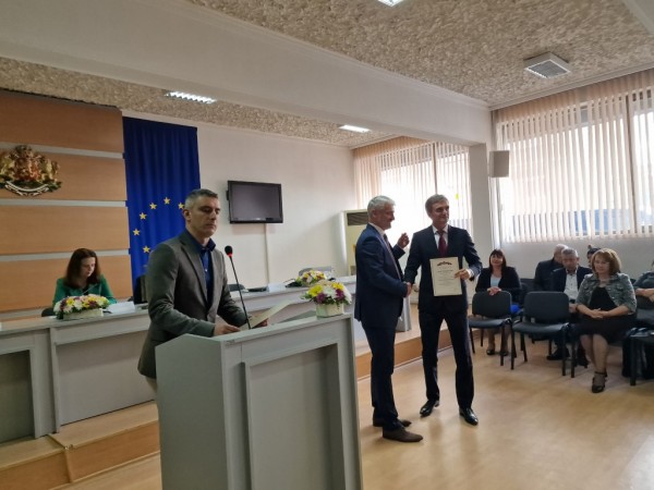 Галина Стоянова встъпи в четвъртия си мандат като кмет на община Казанлък