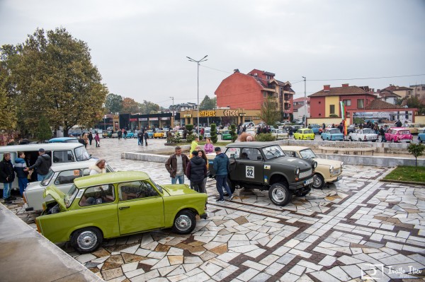 Стотици гости от цялата страна събра ежегодното издание на “Трабант фест“ тази събота