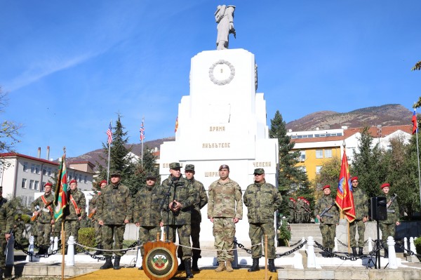 61 Стрямска механизирана бригада отбеляза празникa на Сухопътните войски
