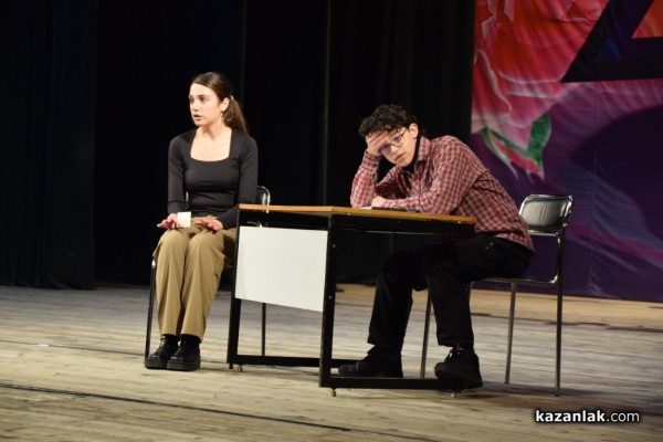 Хаджиеновци събраха 11 440 лева от благотворителния концерт и базар в помощ на учителката Татяна Казакова