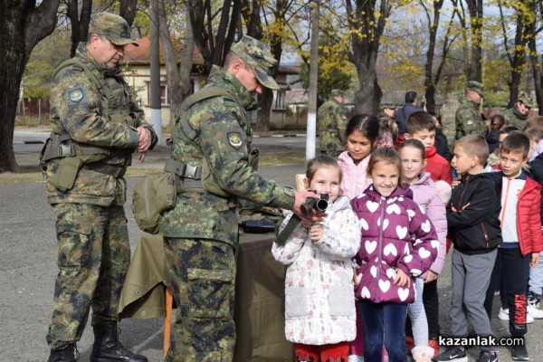 Ден на отворените врати по случай празника на Сухопътните войски