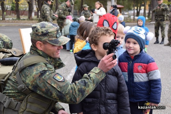 Ден на отворените врати по случай празника на Сухопътните войски