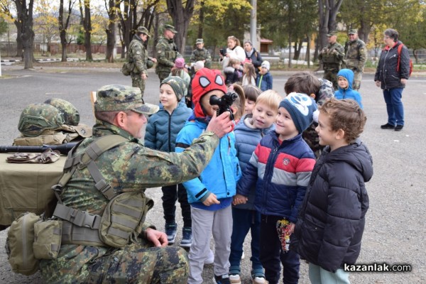 Ден на отворените врати по случай празника на Сухопътните войски