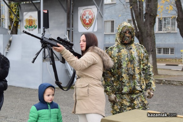 Ден на отворените врати по случай празника на Сухопътните войски