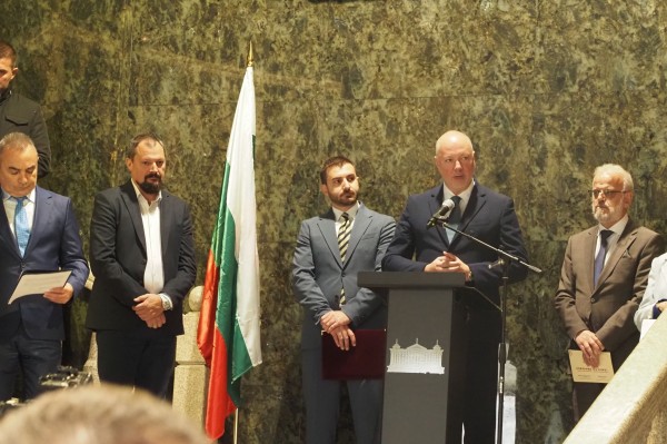 Експонати от Исторически музей “Искра“ - Казанлък са част от мащабната изложба „Сребърна Тракия“ в Скопие