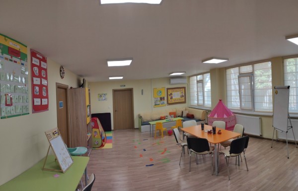 „Дневен център за подкрепа на деца с увреждания и техните семейства“ обявява подбор на персонал