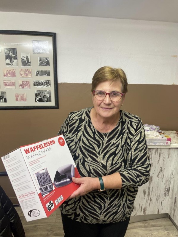 Дамите от енинския клуб “Любородие“ се поглезиха с разкрасителен ритуал от клуб „Хармония СПА“