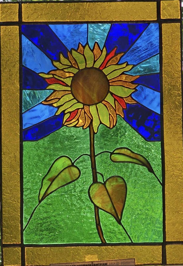 Ценка Местанска гостува в гр. Казанлък по покана на арт студио „Ненова и Лангуров“