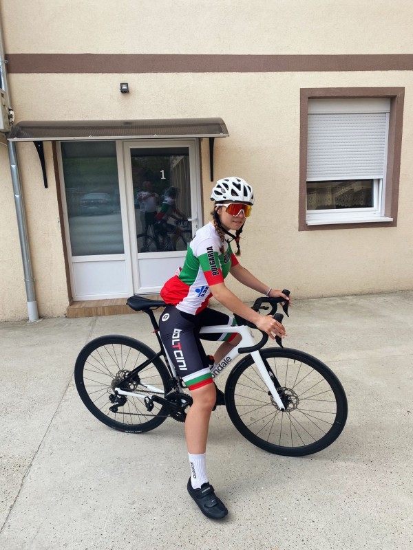 Колоездачи от Казанлък оглавяват годишната класация за 2023 година