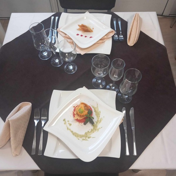 Ресторантьорите на ПГЛПТ с открити уроци и демонстрации в Европейската седмица на професионалните умения