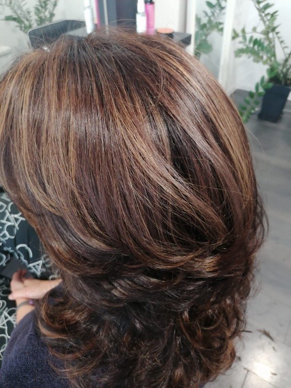 Коафьорът Радослав Канджев от Hair STUDIO получи високо отличие от Световната Асоциация на фризьорите