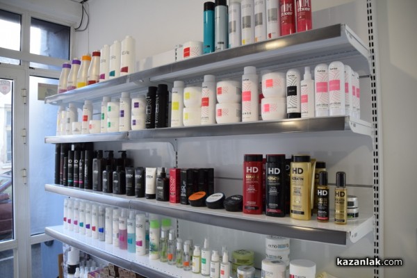 Коафьорът Радослав Канджев от Hair STUDIO получи високо отличие от Световната Асоциация на фризьорите