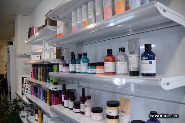 Коафьорът Радослав Канджев от Hair STUDIO получи високо отличие от Световната Асоциация на фризьорите