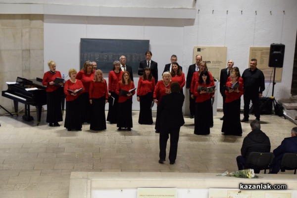 Смесен хор “Петко Стайнов“ подари незабравими емоции на казанлъшката публика 