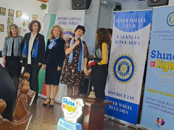 Над 6000 лв. събра Инър Уийл клуб “Роза Алба“ Казанлък в подкпрепа на каузата “Безопасни улици за нашите деца“ 