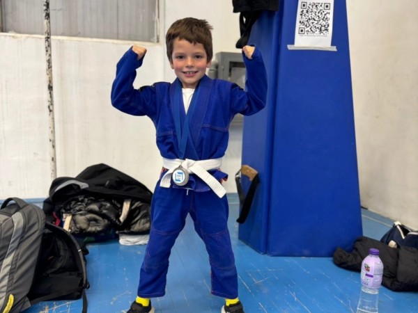 Спортистите на „Брадърс ММА“ се окичиха с медали от турнир в София