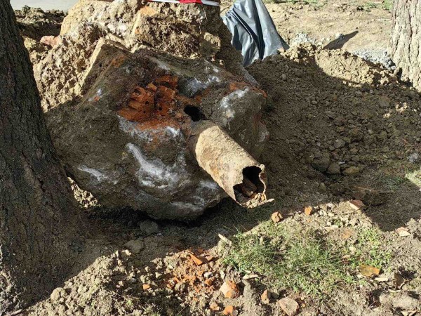 Започна подмяната на осветителните стълбове по бул. “Освобождение“