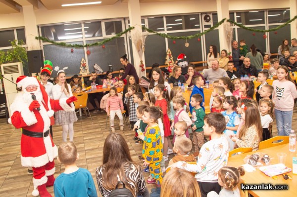 „М+С Хидравлик“ АД отново зарадва с коледни подаръци децата на служителите си