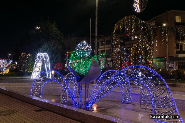 Коледните светлини на Казанлък