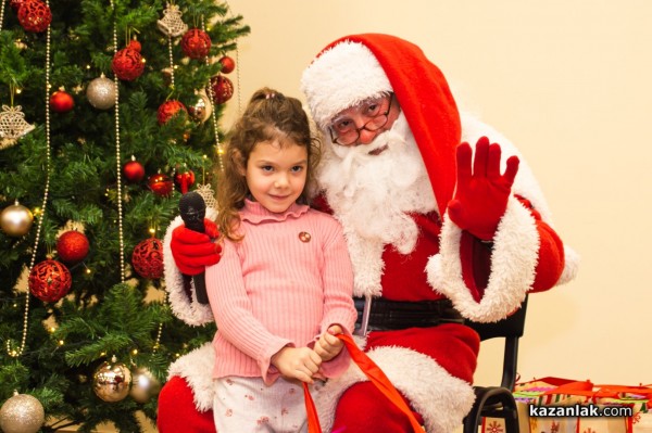 „М+С Хидравлик“ АД отново зарадва с коледни подаръци децата на служителите си