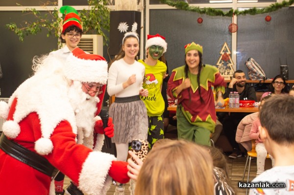 „М+С Хидравлик“ АД отново зарадва с коледни подаръци децата на служителите си