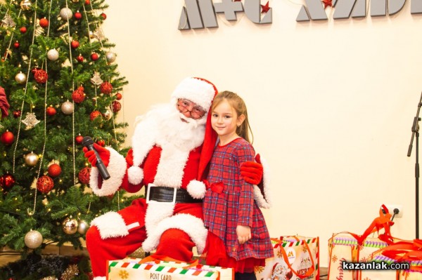 „М+С Хидравлик“ АД отново зарадва с коледни подаръци децата на служителите си