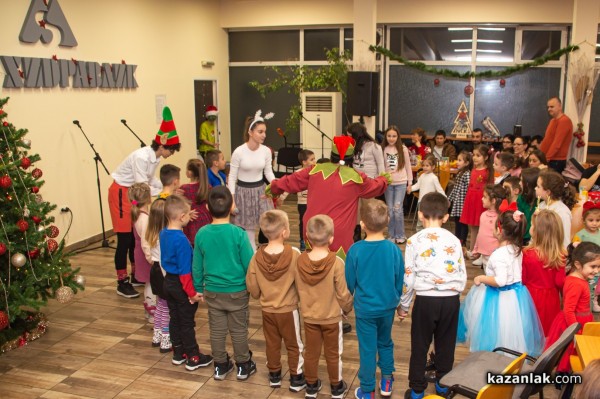 „М+С Хидравлик“ АД отново зарадва с коледни подаръци децата на служителите си