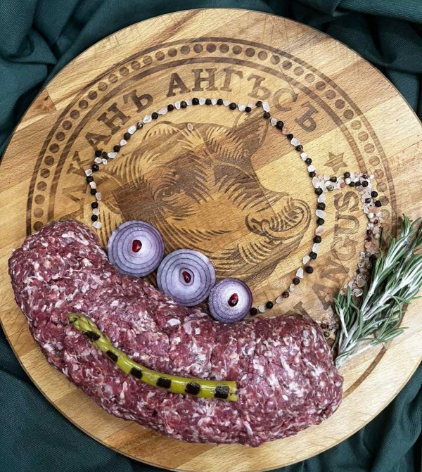 Само за ценители! Отваря врати кулинарен щанд с превъзходно телешко в центъра на Казанлък