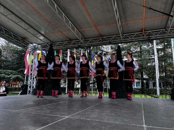 Открита сцена в снимки