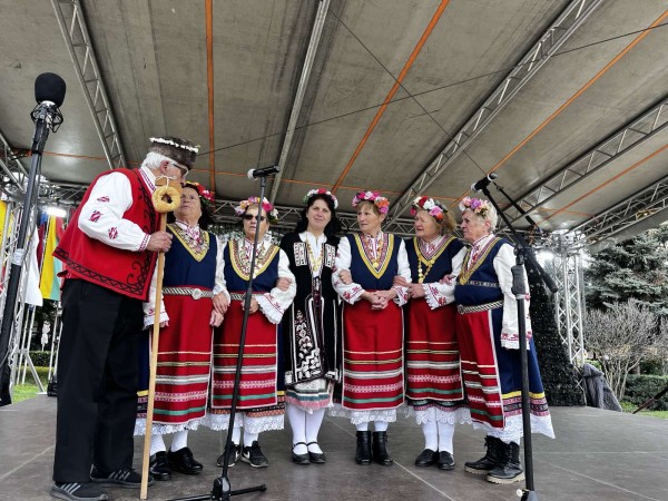 Открита сцена в снимки