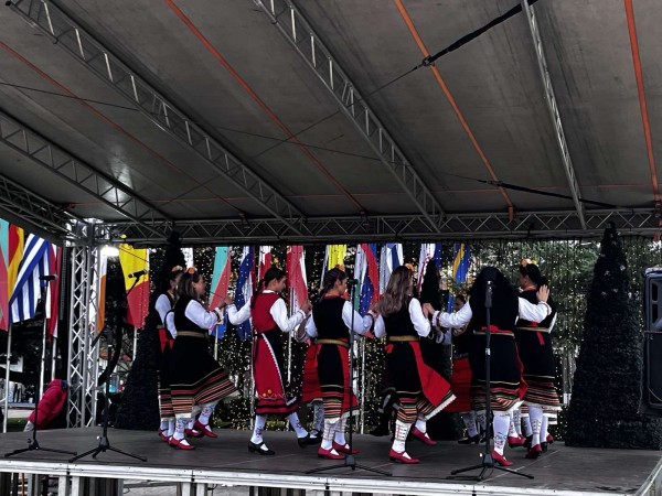 Открита сцена в снимки