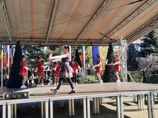 Емоции от днешната открита сцена 