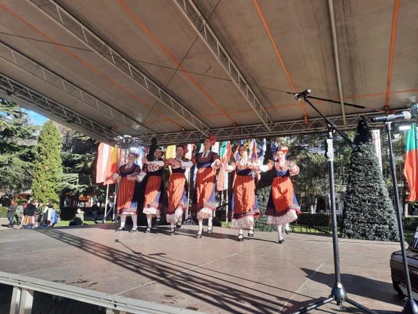 Емоции от днешната открита сцена 